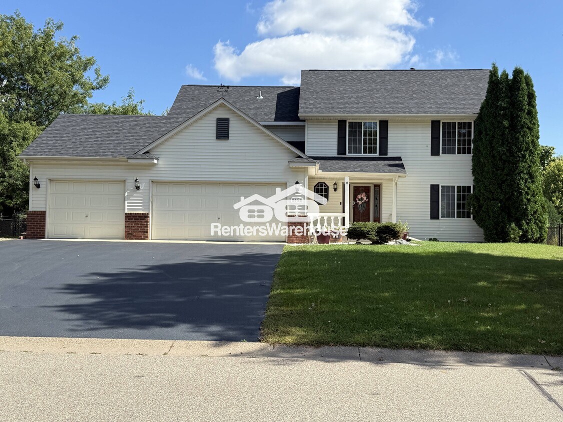 Foto principal - 8451 Rhoy St