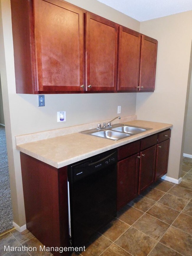 832 3rd Ave Unit 102, Excelsior, MN 55331 Condo for Rent in