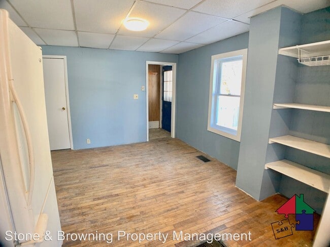 Building Photo - 2 br, 1 bath House - 3 Cogswell St