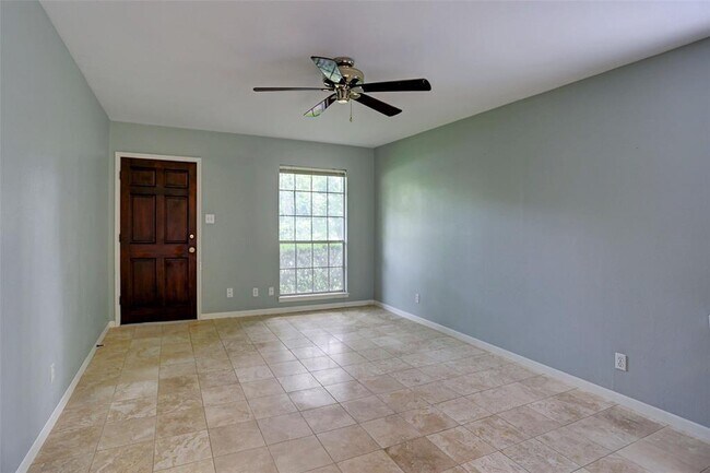 Foto del edificio - 1147 W 21st St