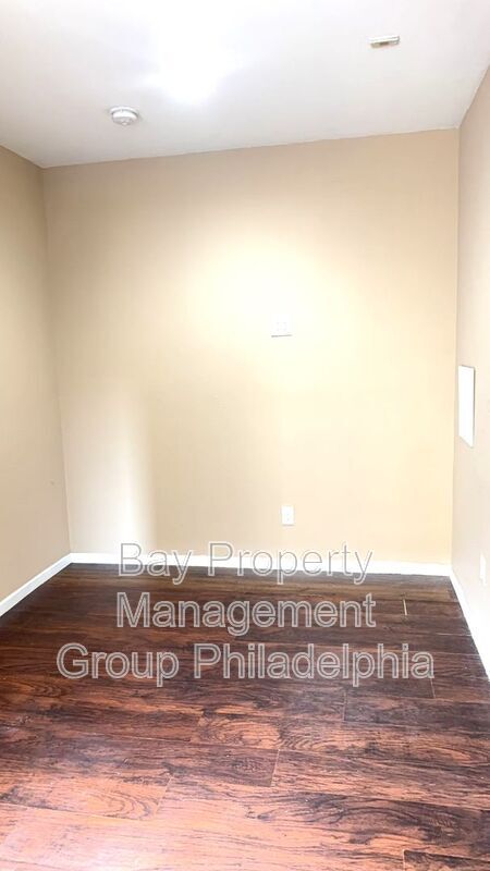 Foto del edificio - 2419 E Allegheny Ave