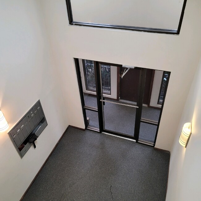 Building Photo - 3031 Garvin Rd