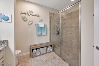 Building Photo - 14940 Edgewater Cir