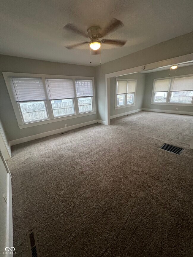 Foto del edificio - 2707 E Lynn St