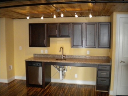 Foto del edificio - 213 E Grace St