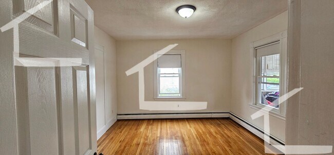 Building Photo - 6 Aldie St