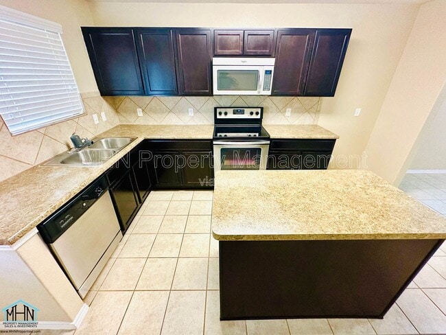 Foto del edificio - 10930 Rustic Spoke