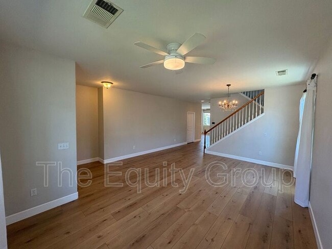 Building Photo - 5949 W Whitley Ave