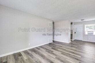 Building Photo - 626 S Hunter