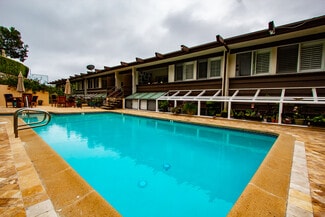 Heated pool - The Malibuan