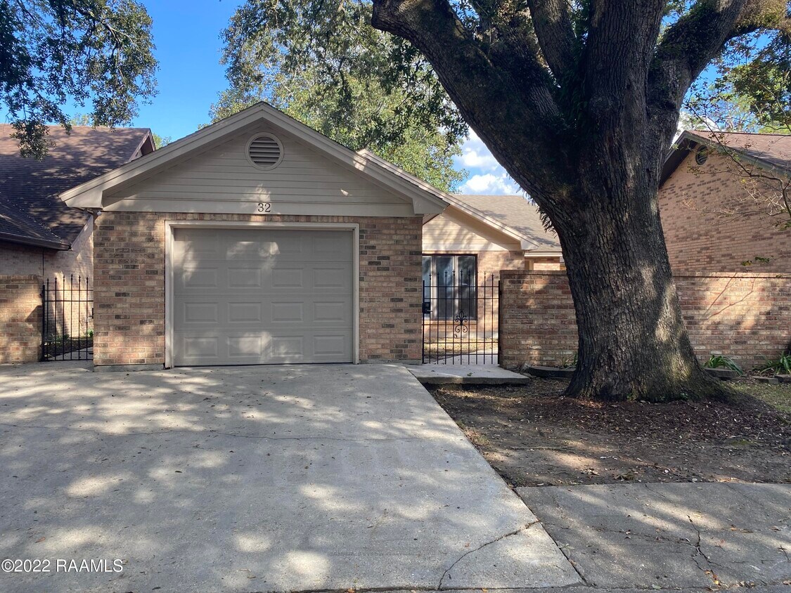 32 Audubon Oaks Blvd Lafayette, LA 70506 Alquileres en Lafayette, LA