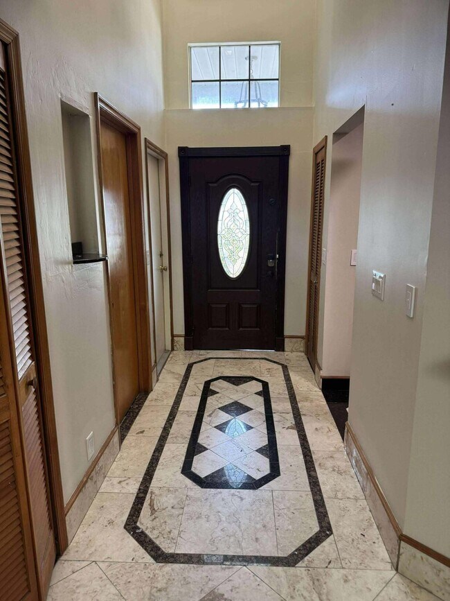 Foto del edificio - 5065 Willow Pond Rd W