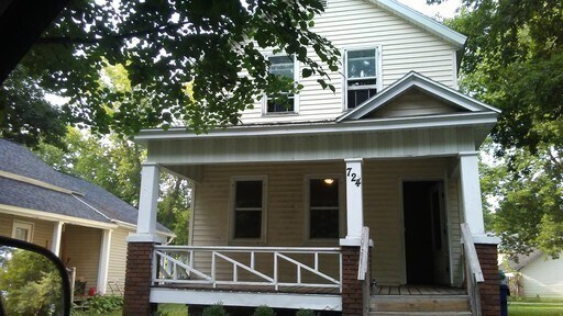 Primary Photo - 724 Jackson St