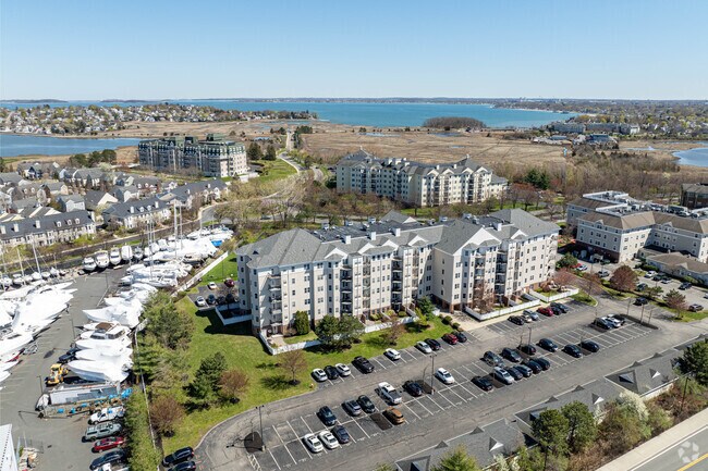 10 Seaport Drive is located in the Marina Bay submarket of Quincy. - Atlantic at Marina Bay