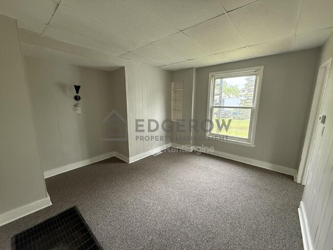 Foto del edificio - 217 E Ellis St
