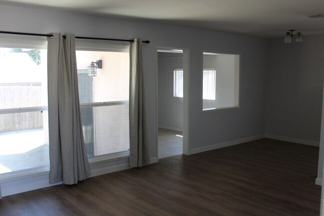 Foto del edificio - Upgraded 3 Bedroom Home in Whittier