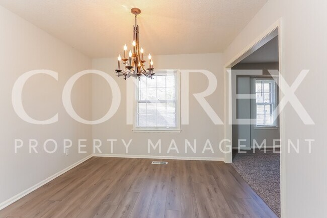 Building Photo - Gold Course Views and Finished Basement