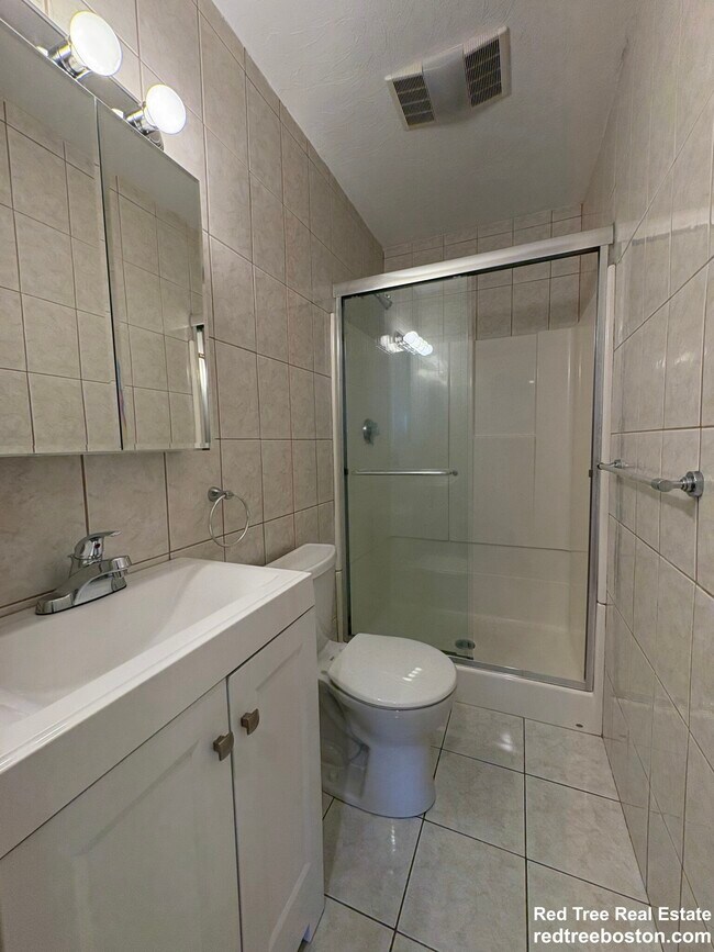 Foto del edificio - 73 Thatcher St