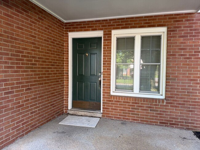 Foto del edificio - 106 Meridian Ct