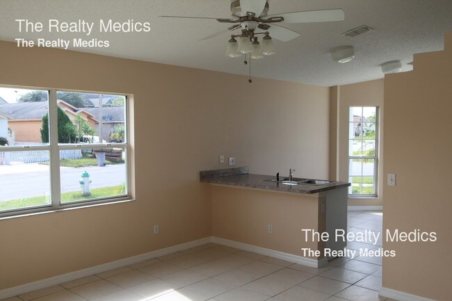 Building Photo - 1107 Isadore Dr