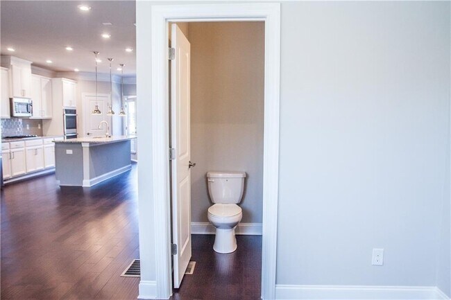 Foto del edificio - 5399 Terrace Bend Pl
