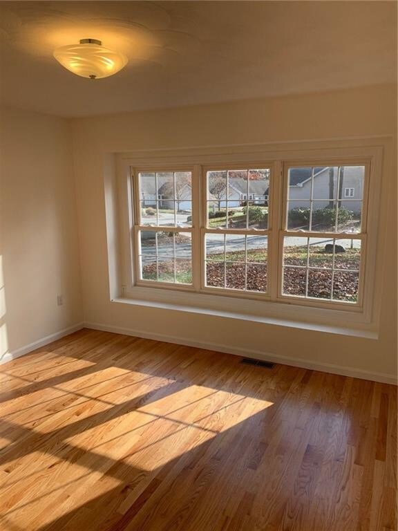 Building Photo - 165 Spencer Woods Dr