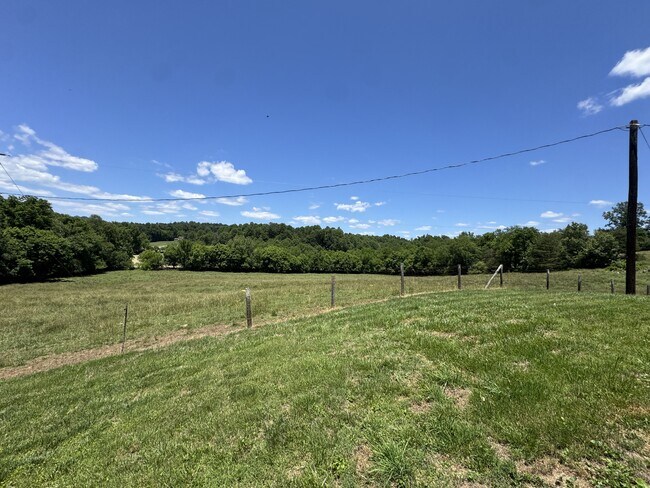 Building Photo - 1229 Dragway Rd