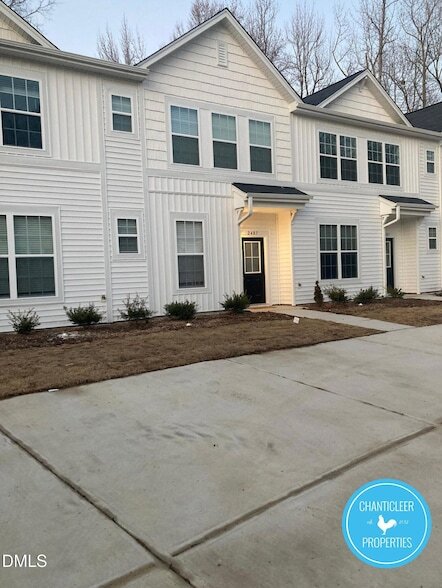 Foto del edificio - 2409 Ashton Park Ln