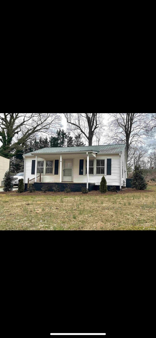 1424 Elm St, Roxboro, NC 27573 House Rental in Roxboro, NC