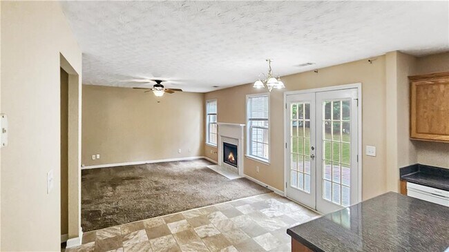 Building Photo - 3397 Hill Pond Dr NE