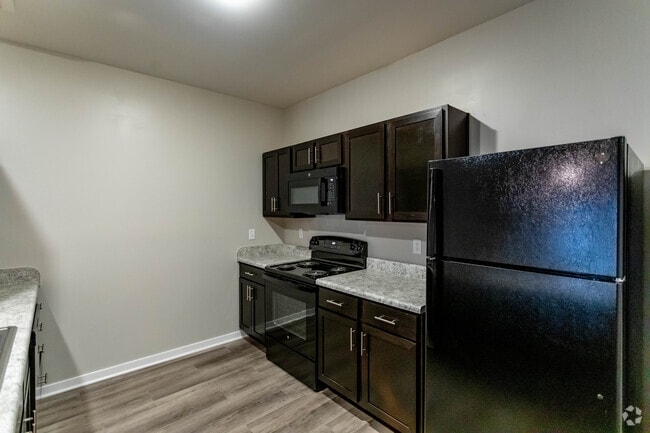 1BR, 1BA - 734SF - Kearney Ridge - Affordable Housing