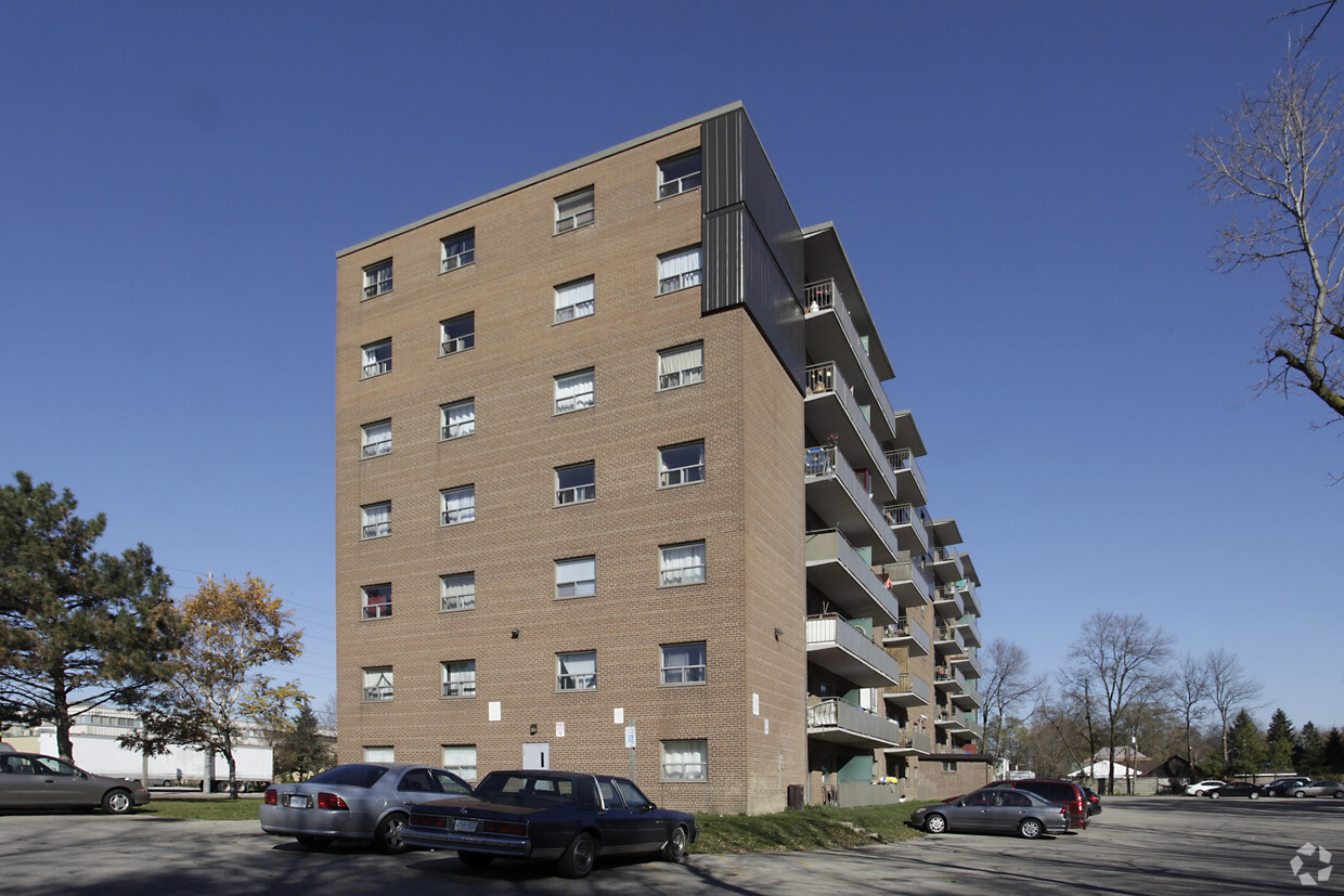 Building Photo - Beechwood Apartments