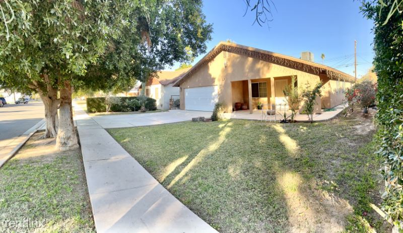 Primary Photo - 3 br, 2 bath House - 730 Pine Ave.