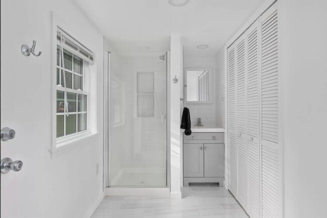 Foto del edificio - 4518 Highpoint Ln