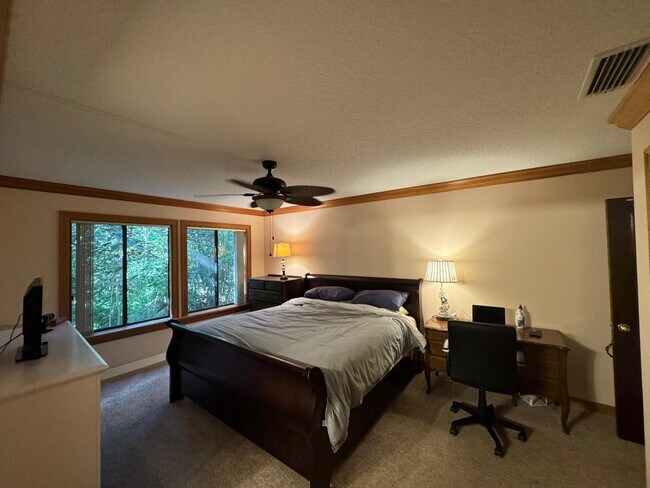 Foto del edificio - 5224 SE Schooner Oaks Way