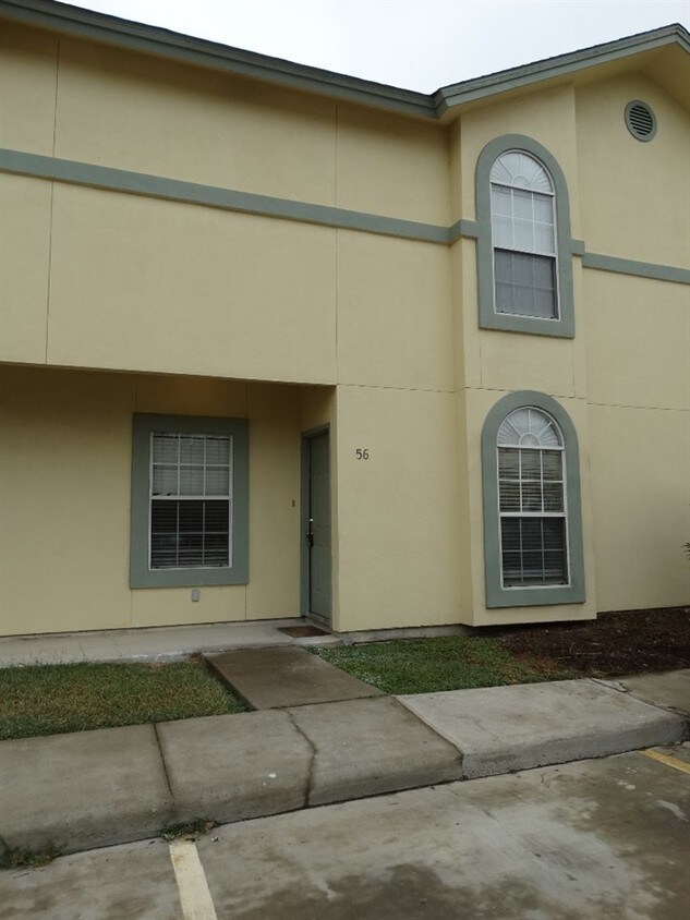 1000 Ranchway Dr Unit 56, Laredo, TX 78045 Condo for Rent in Laredo