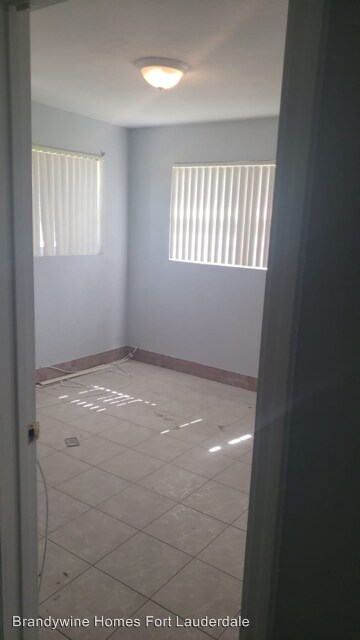 Building Photo - 3 br, 2 bath House - 43 Virginia Rd