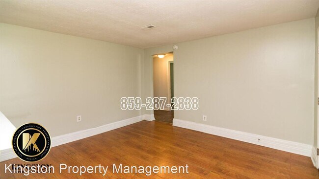 Building Photo - 3 br, 1 bath House - 377 Georgetown St