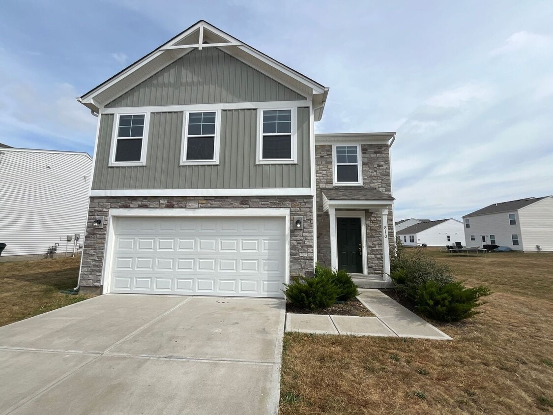 Primary Photo - 810 Prescot Cir