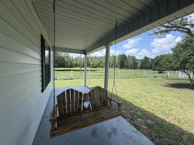 Foto del edificio - 1567 Perry Smith Rd