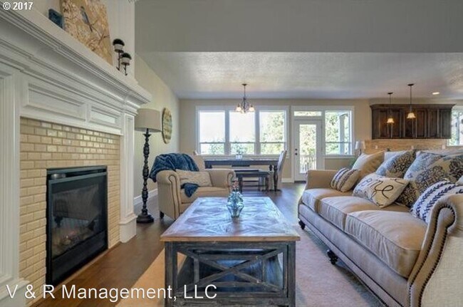 Building Photo - 3 br, 2 bath House - 1103 Jaysie Dr