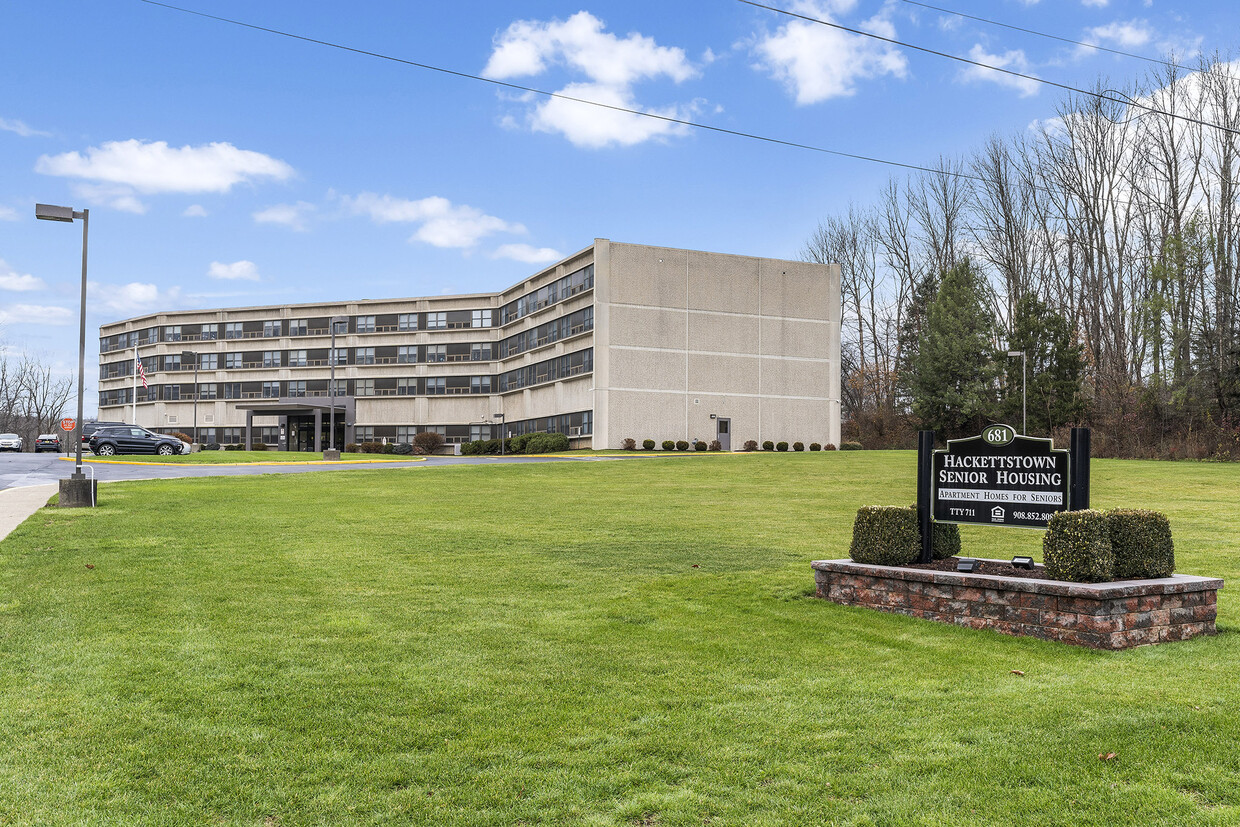 Foto principal - Hackettstown Senior Apartments