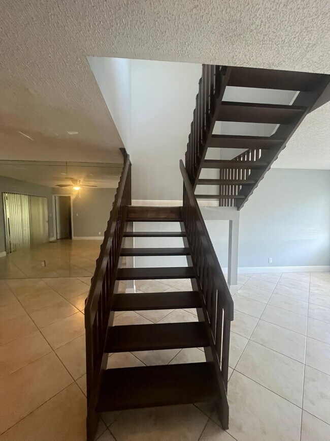 Foto del edificio - 5184 Jog Ln