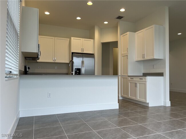 Building Photo - 5642 Argento Dr