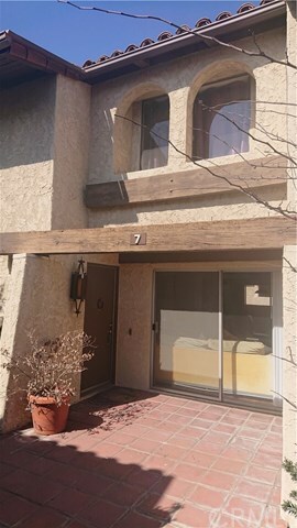 Primary Photo - 502 W Huntington Dr