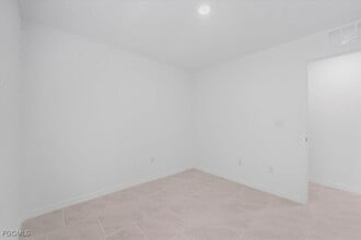 Building Photo - 2224 NW 23rd Terrace