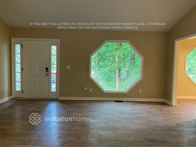 Building Photo - 2057 Kinridge Ct