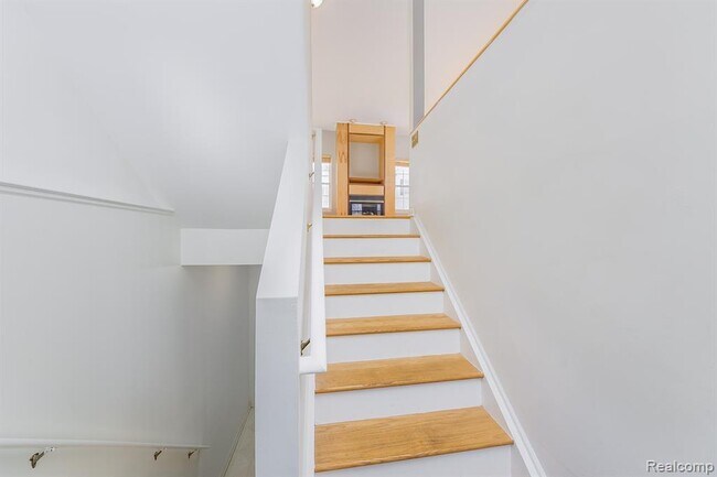 Foto del edificio - 2668 Crooks Rd