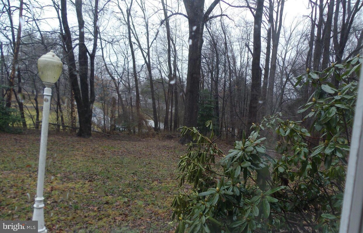 Primary Photo - 2621 Hunter Mill Rd