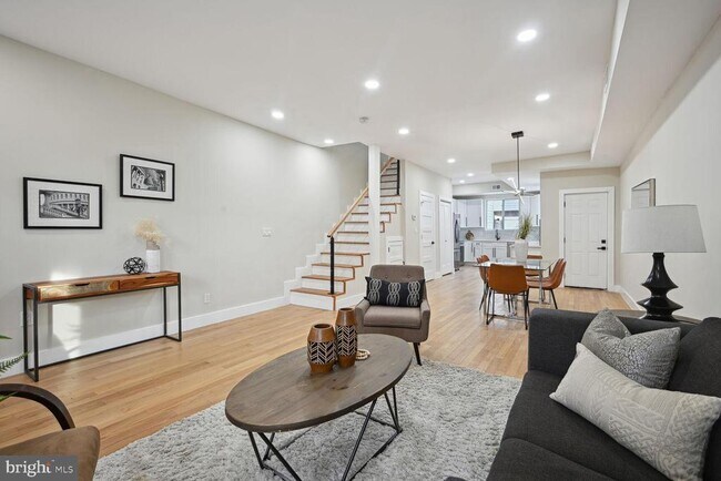 Foto del edificio - 1411 Montello Ave NE